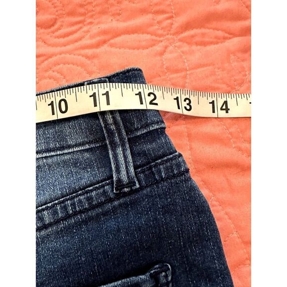NWT YMI Gigi Fit Denim Collection Deconstructed Knee Flared Jeans Size 5 - Picture 7 of 8